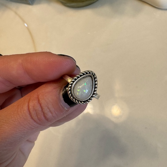 ring - Picture 5 of 5